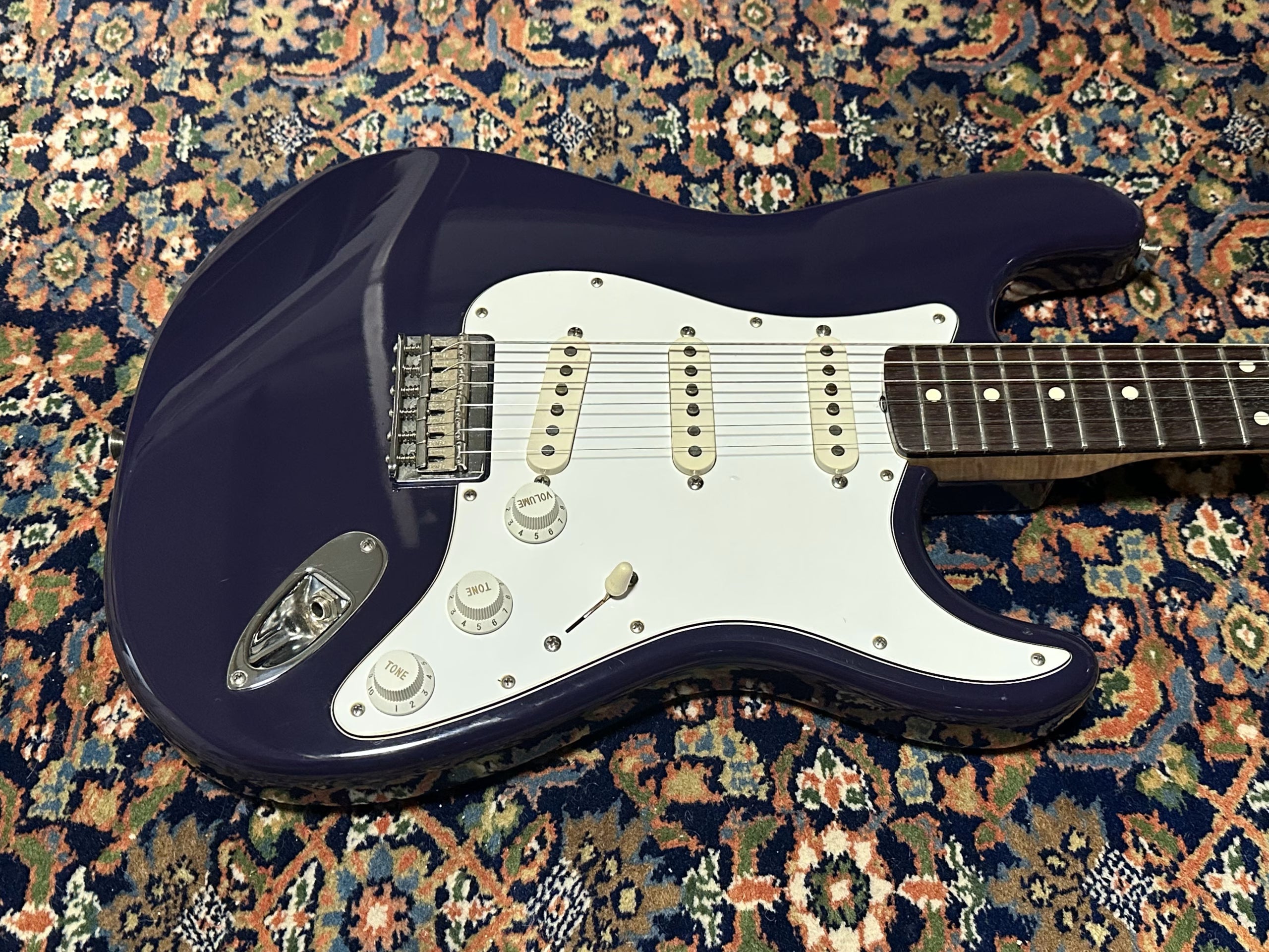 SOLD - 1997 Fender Custom Shop Robert Cray Signature Stratocaster Violet