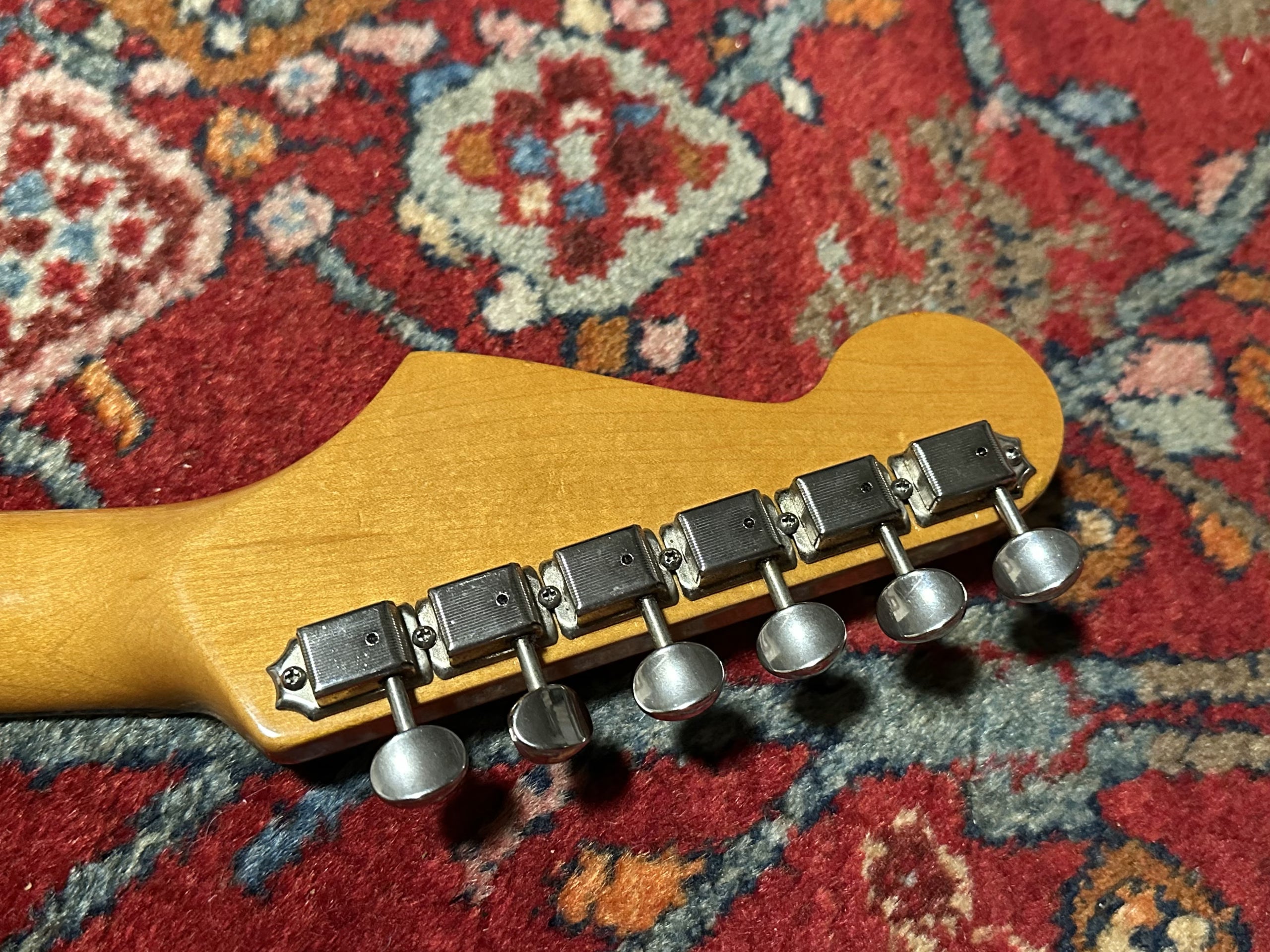 SOLD - 1998 Fender American Vintage '62 Stratocaster Olympic White