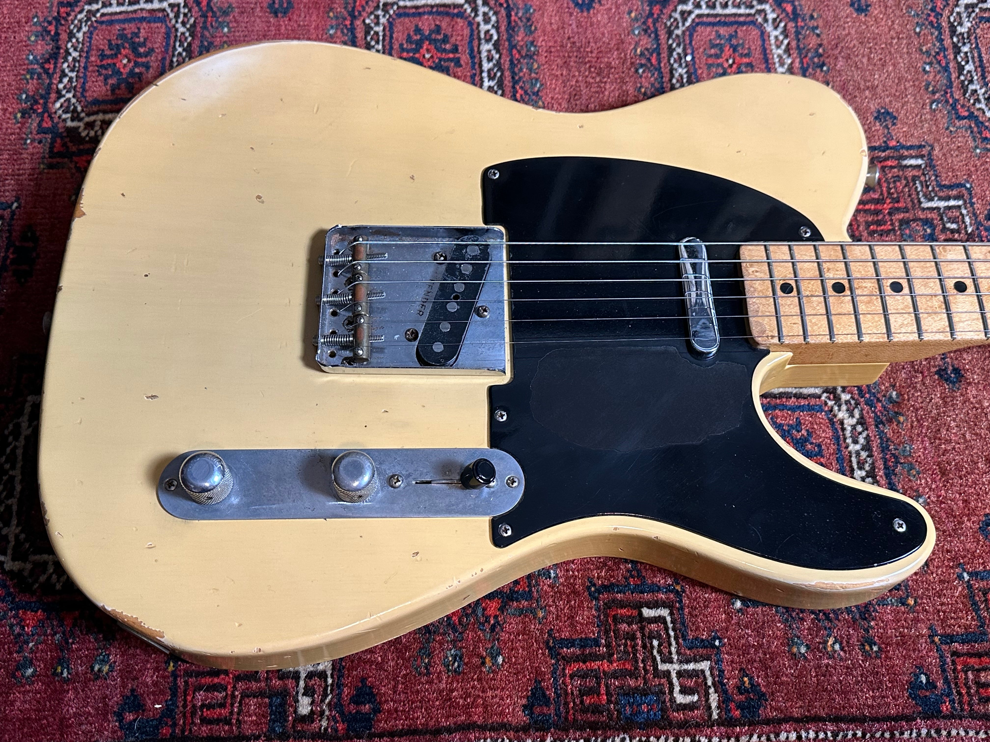 SOLD – 1997 Fender Custom Shop ’51 Cunetto Relic Nocaster Blonde