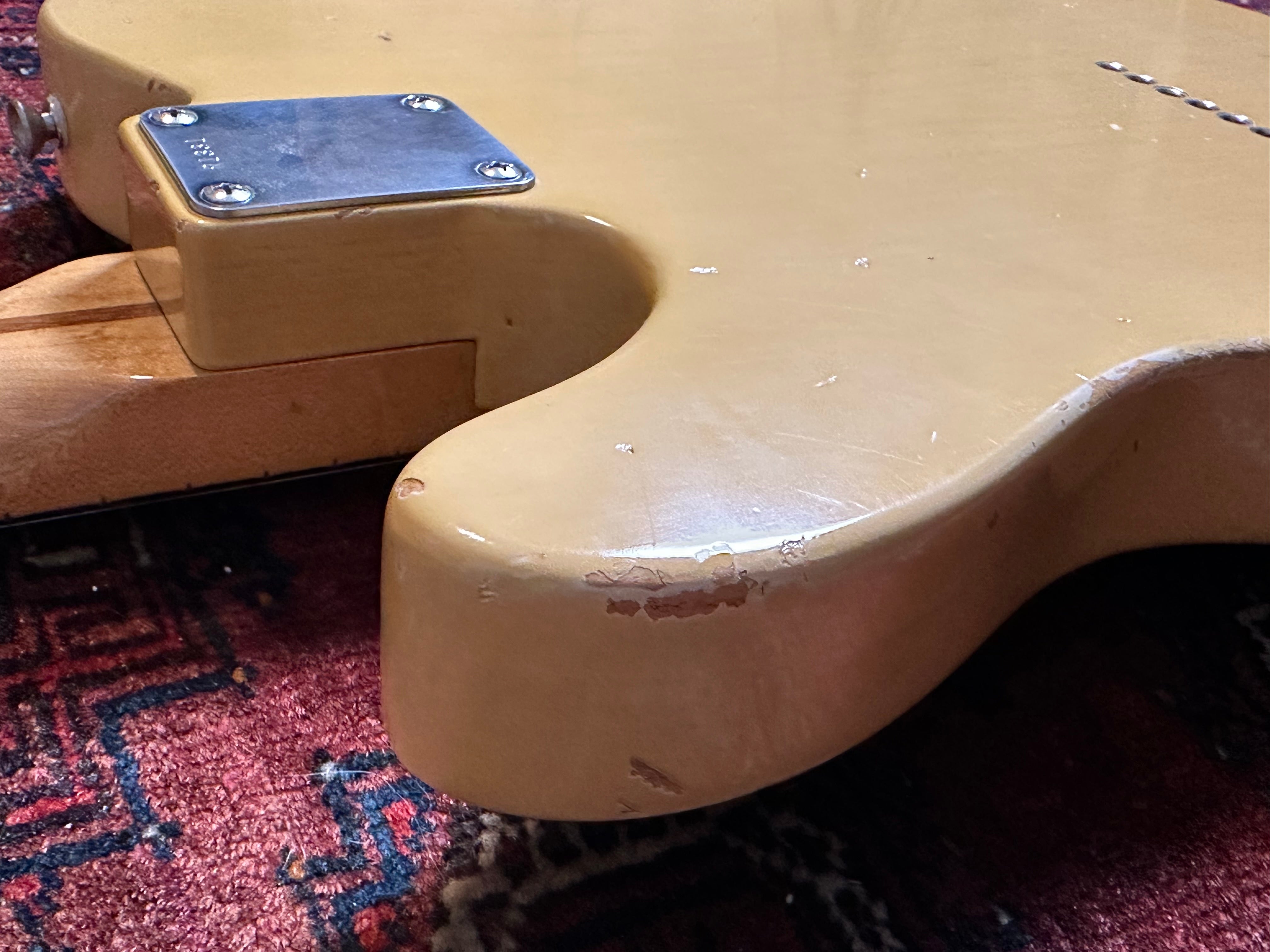 SOLD – 1997 Fender Custom Shop ’51 Cunetto Relic Nocaster Blonde