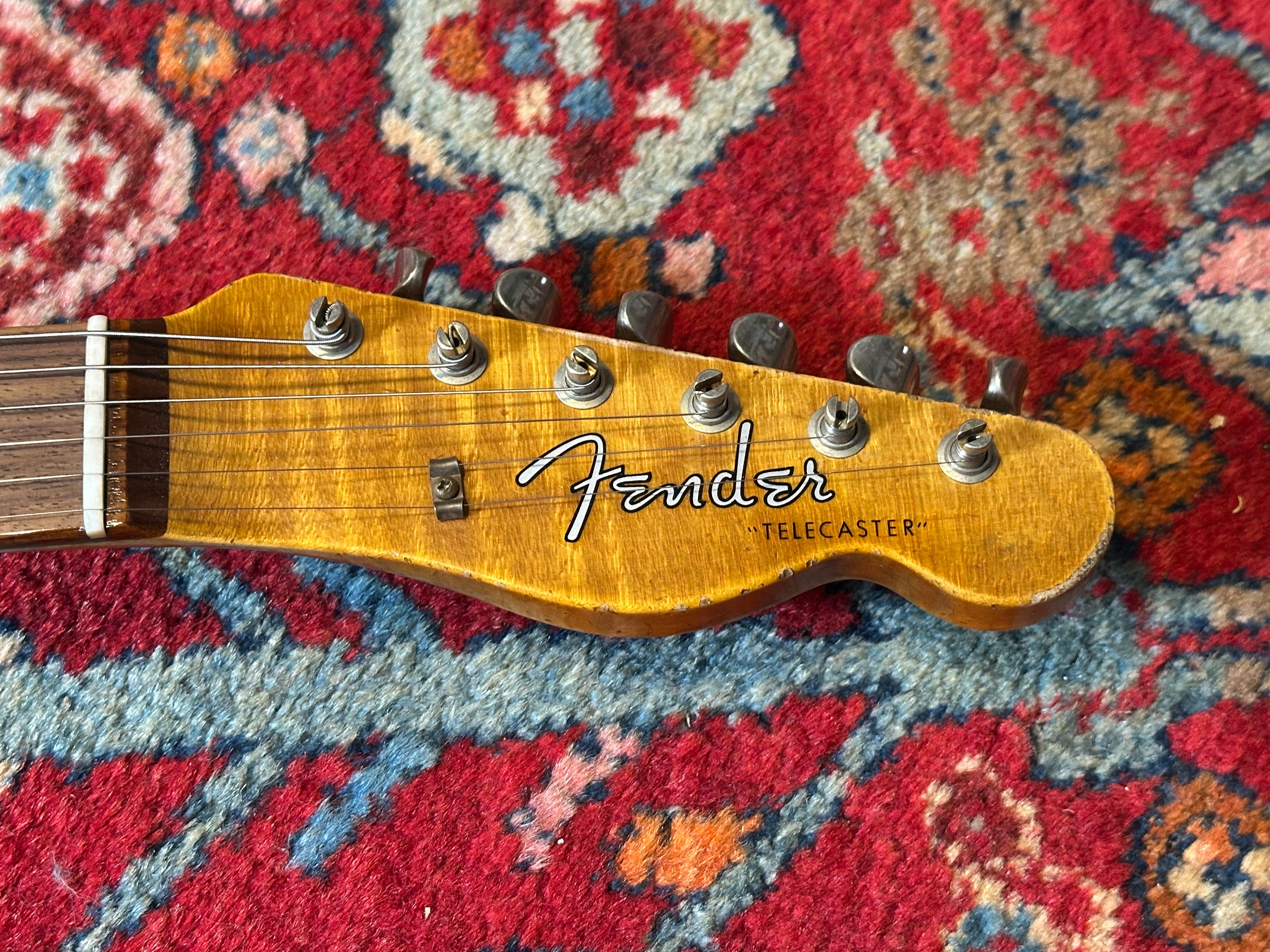 SOLD – 2023 Fender Custom Shop ’60 Limited Edition Relic Telecaster in Ocean Tuquoise