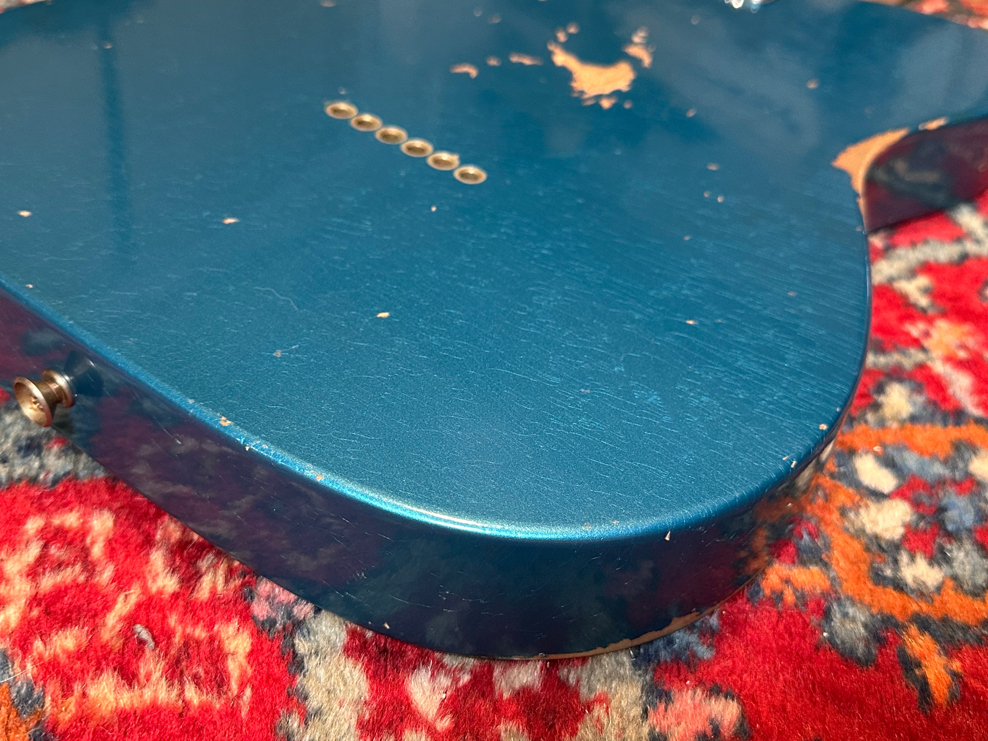SOLD – 2023 Fender Custom Shop ’60 Limited Edition Relic Telecaster in Ocean Tuquoise