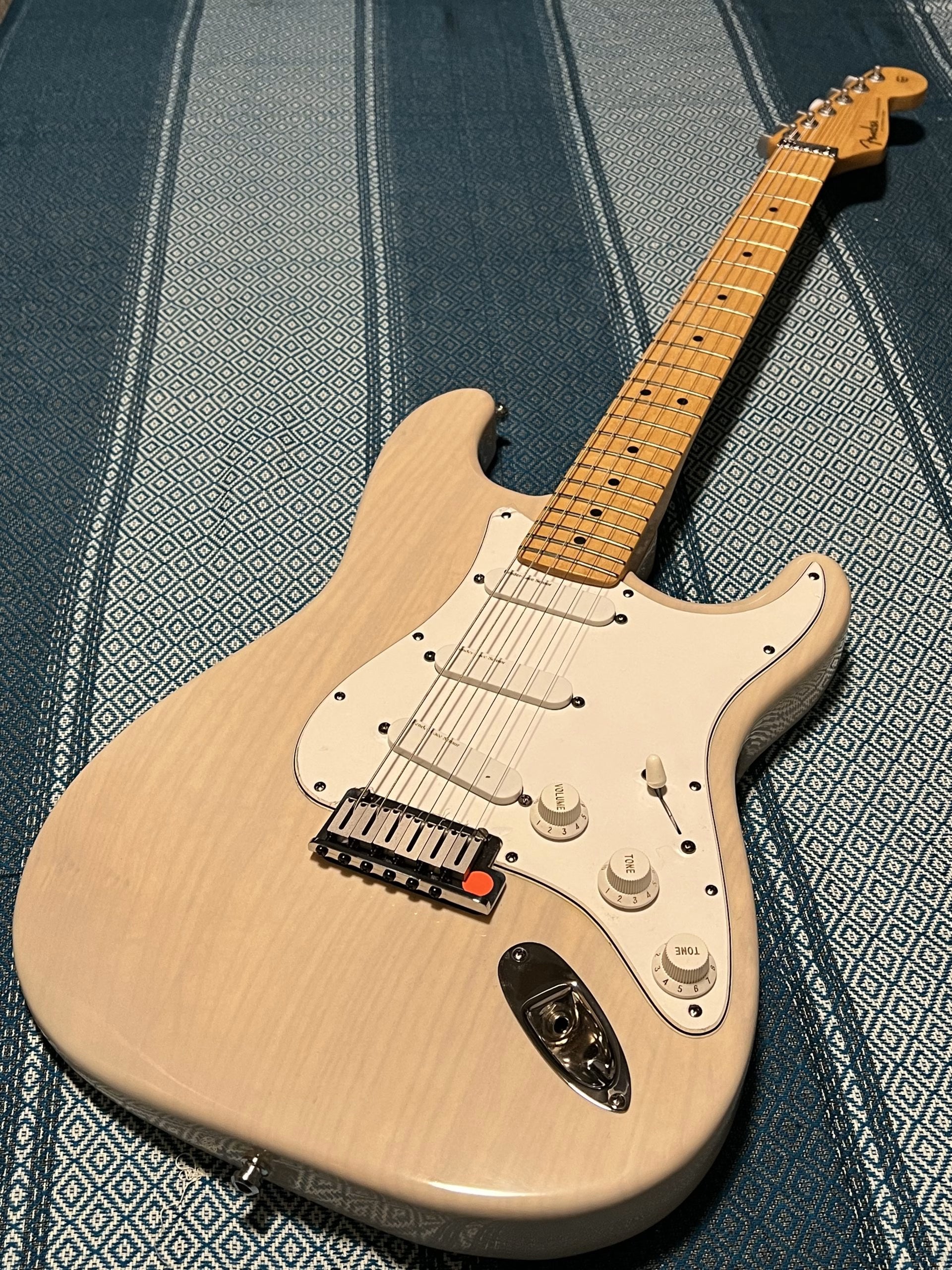 SOLD - 1991 Custom Shop Strat Plus White Blonde
