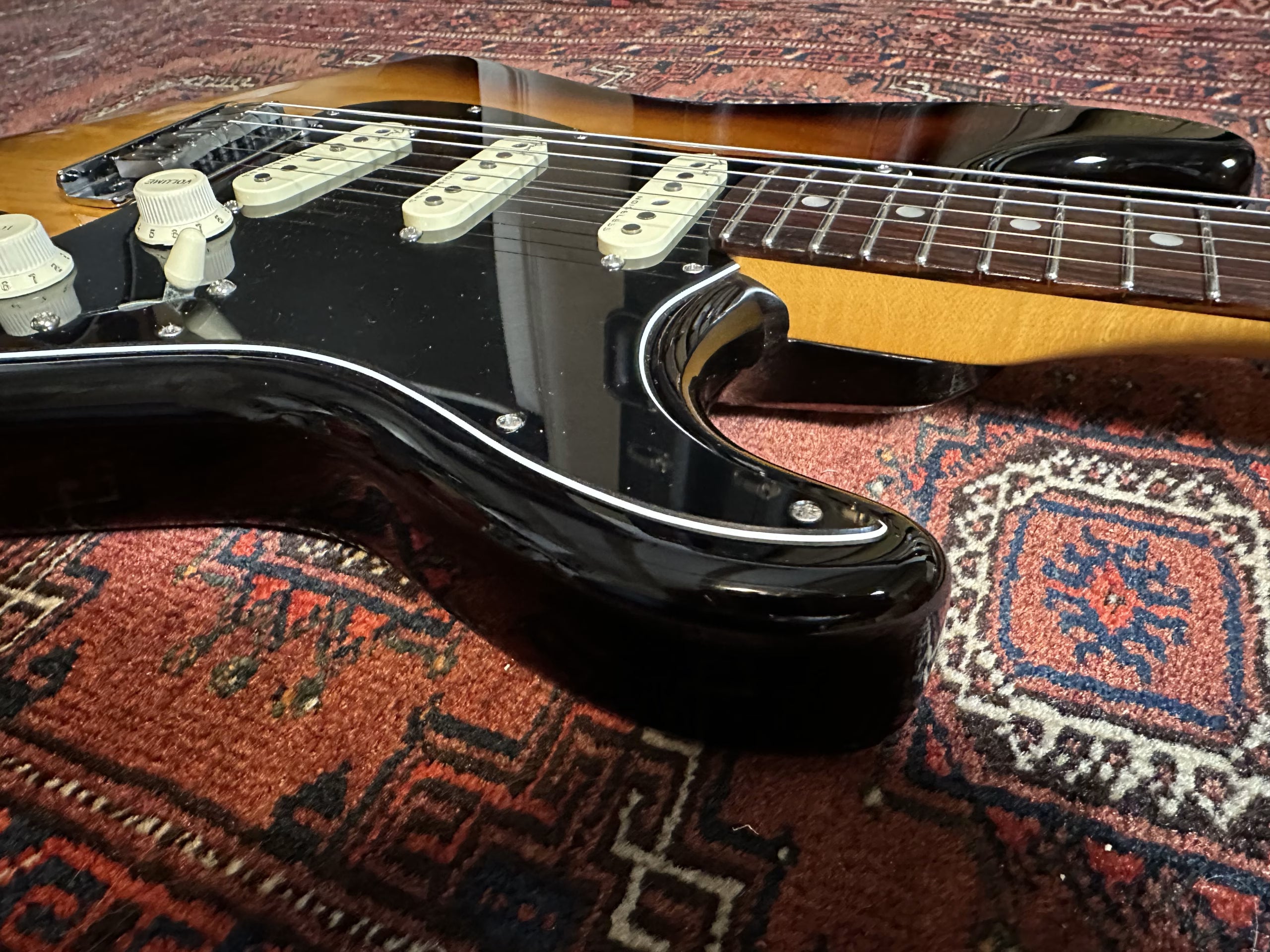 SOLD - 2021 Fender Ultra Luxe Stratocaster Sunburst