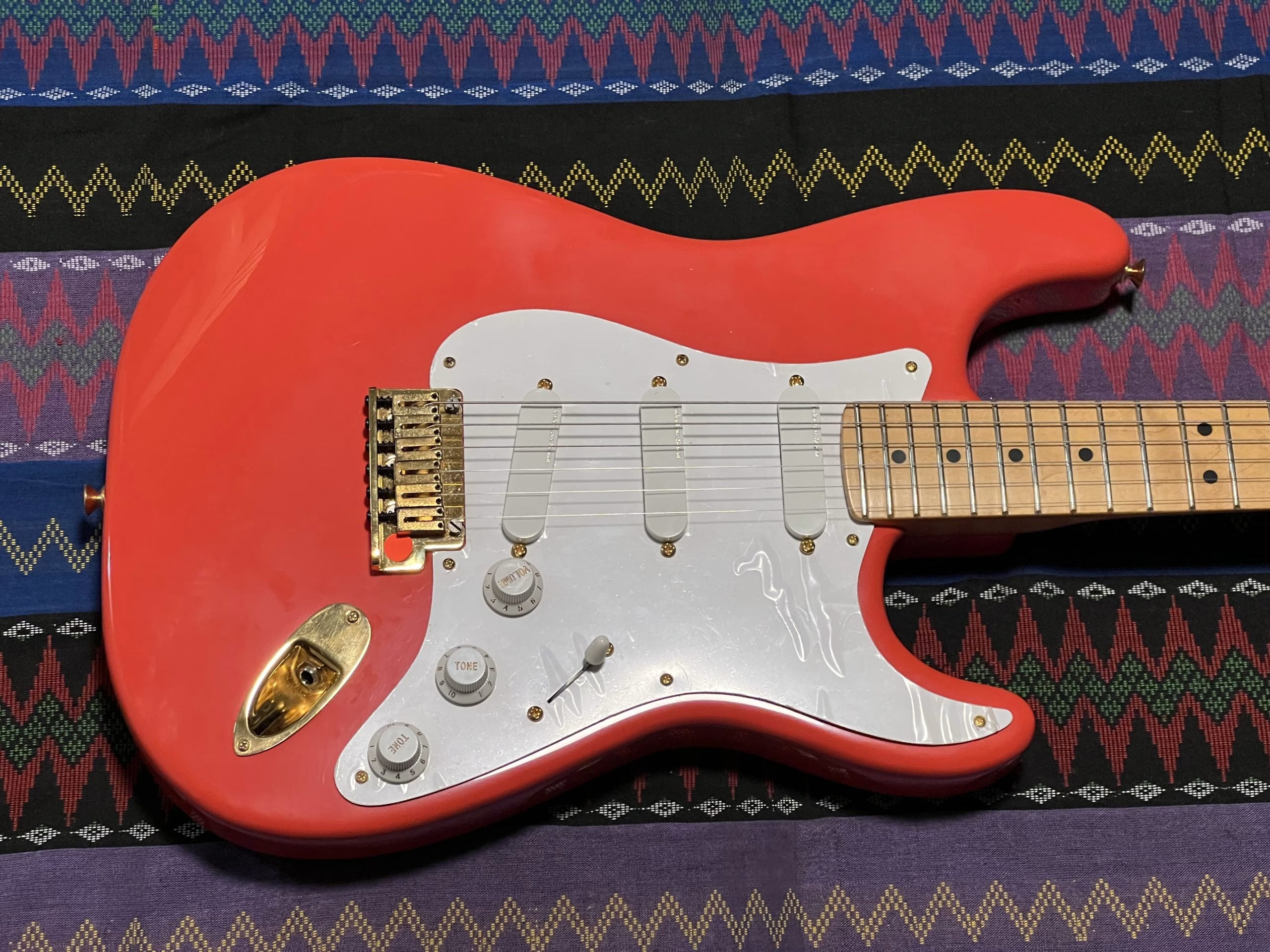SOLD - 1990 Custom Shop Hank Marvin Stratocaster Fiesta Red