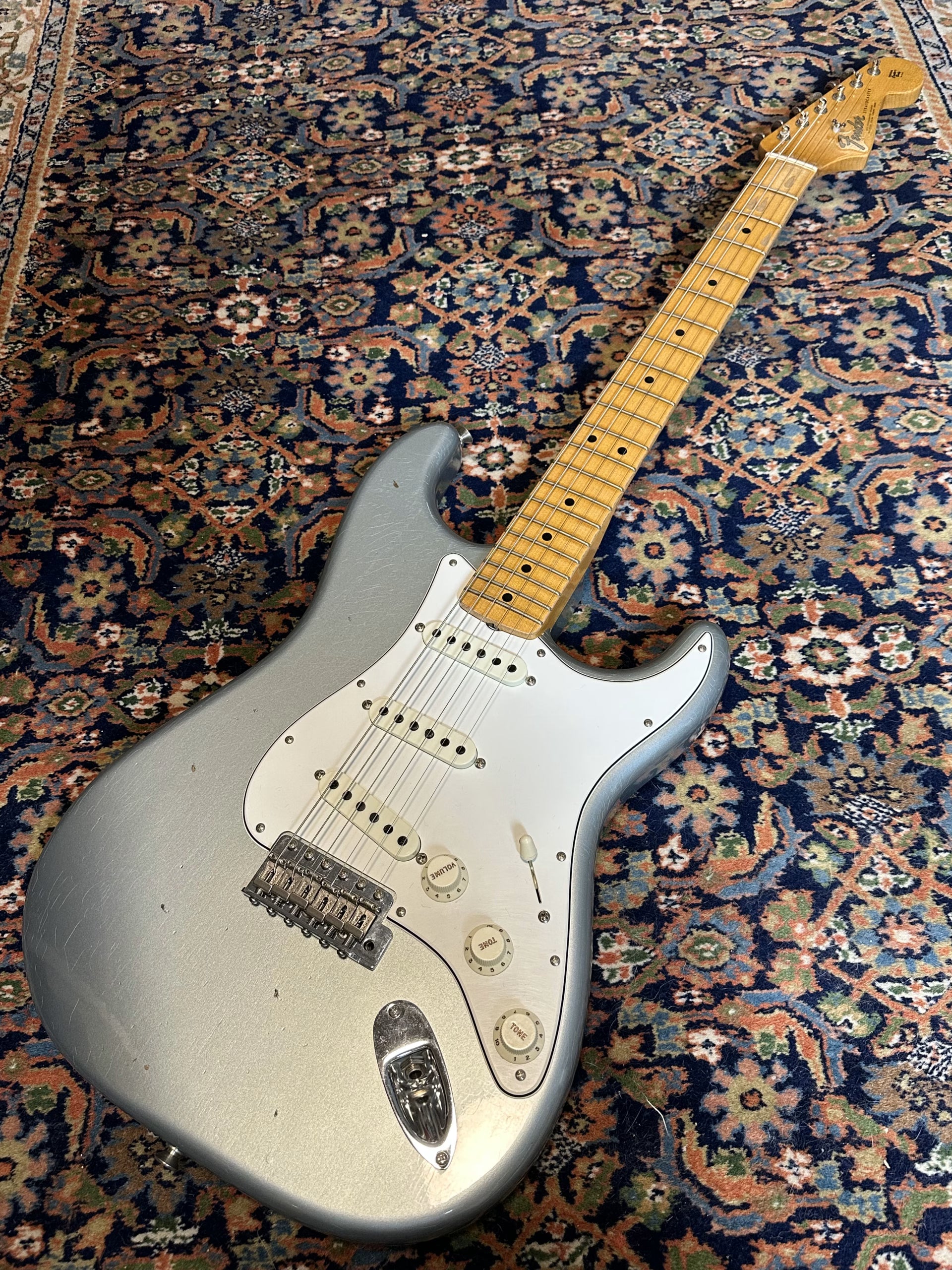 Fender Custom Shop '65 Journeyman Stratocaster 2018 Ice Blue Metalic