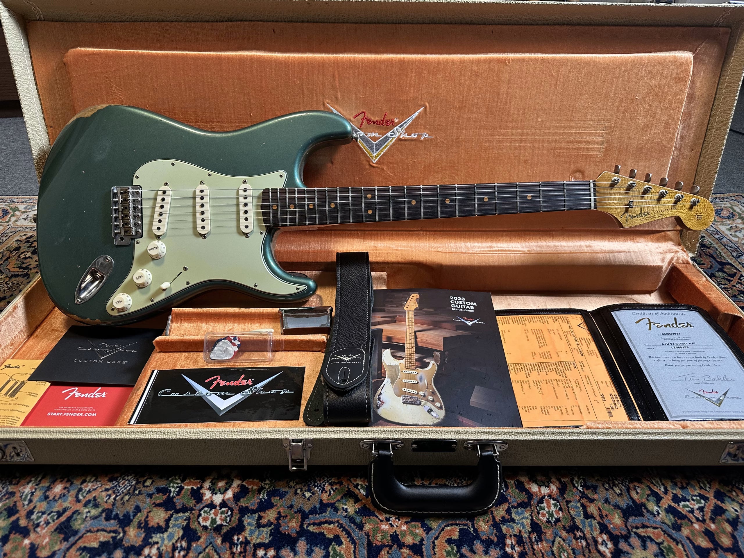 SOLD - Fender Custom Shop '63 LTD Relic Stratocaster 2023 Sherwood Green