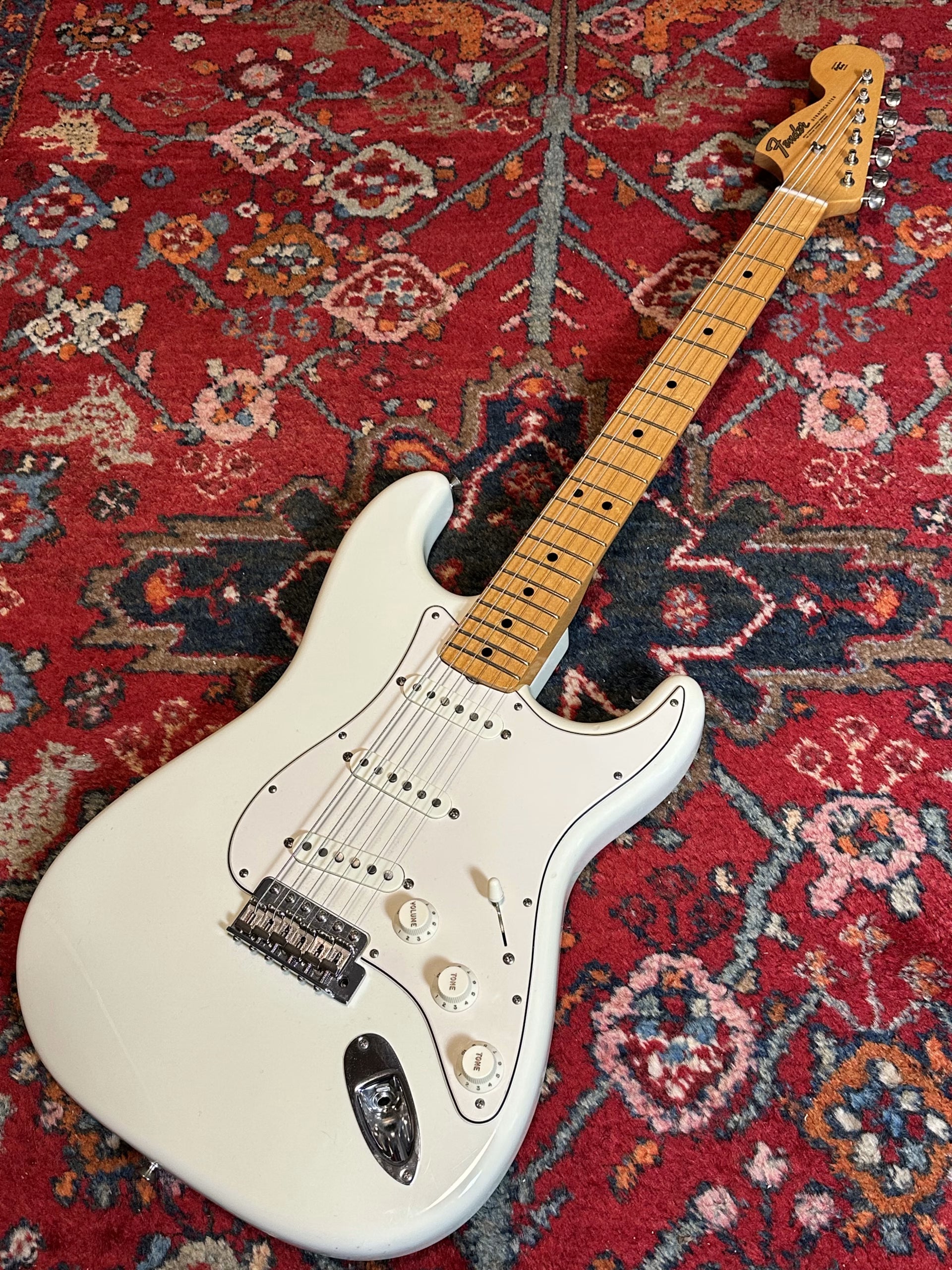 SOLD - 2018 Fender Custom Shop Voodoo Child Hendrix Signature NOS Stratocaster Olympic White