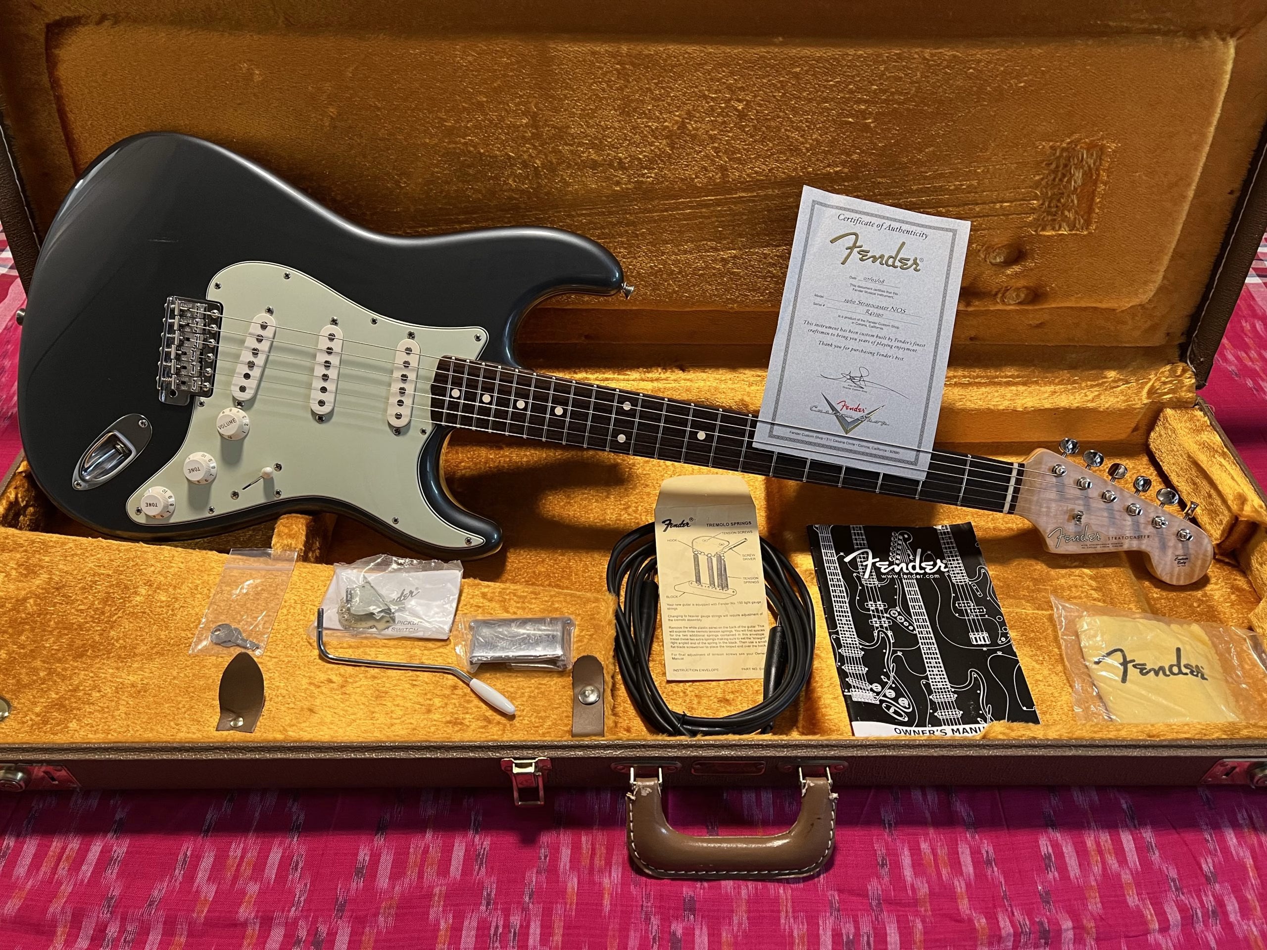 SOLD - 2008 Custom Shop 60 NOS Stratocaster Grey