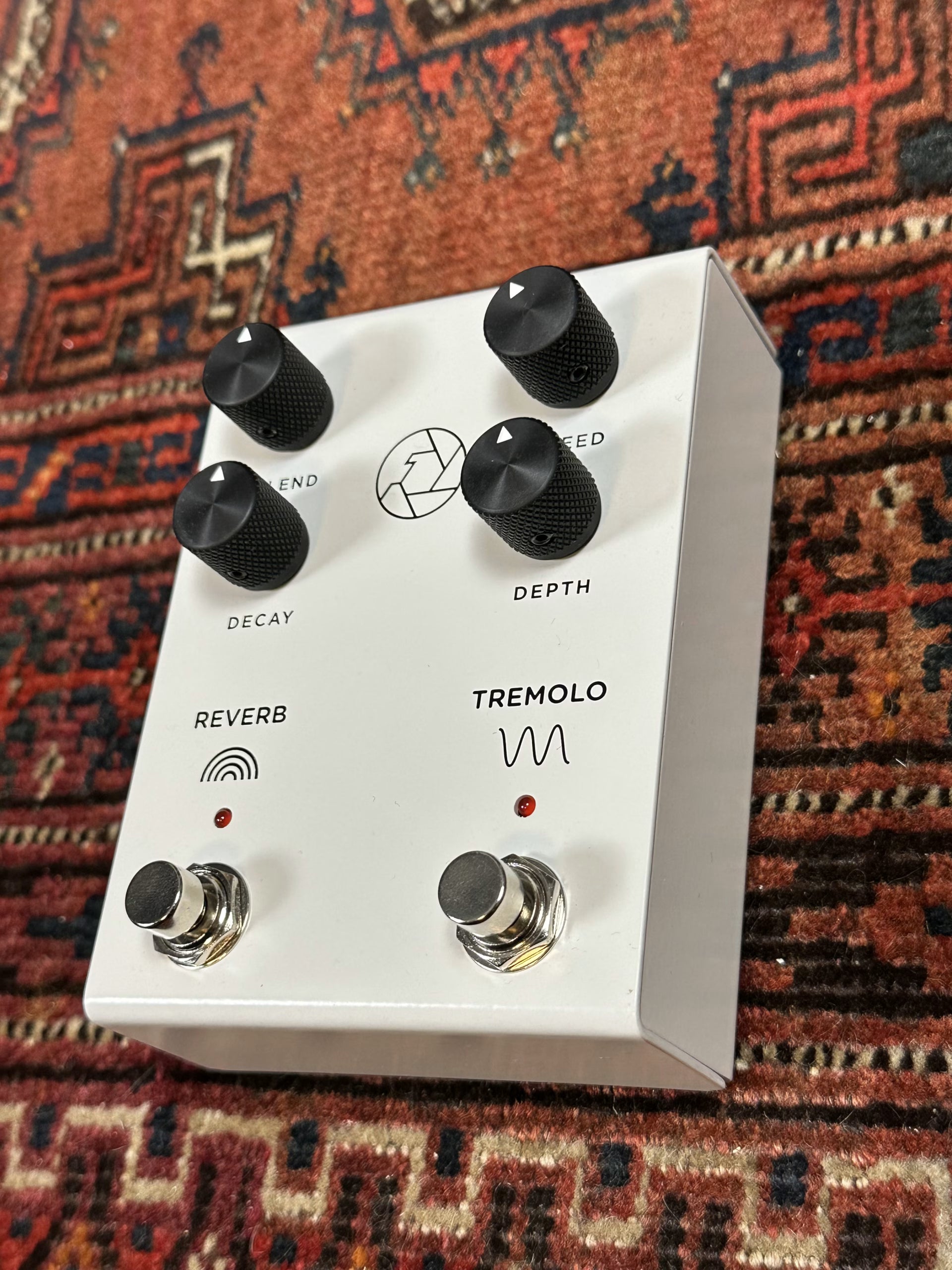 Pedal - Milkman F-Stop White Reverb Tremelo