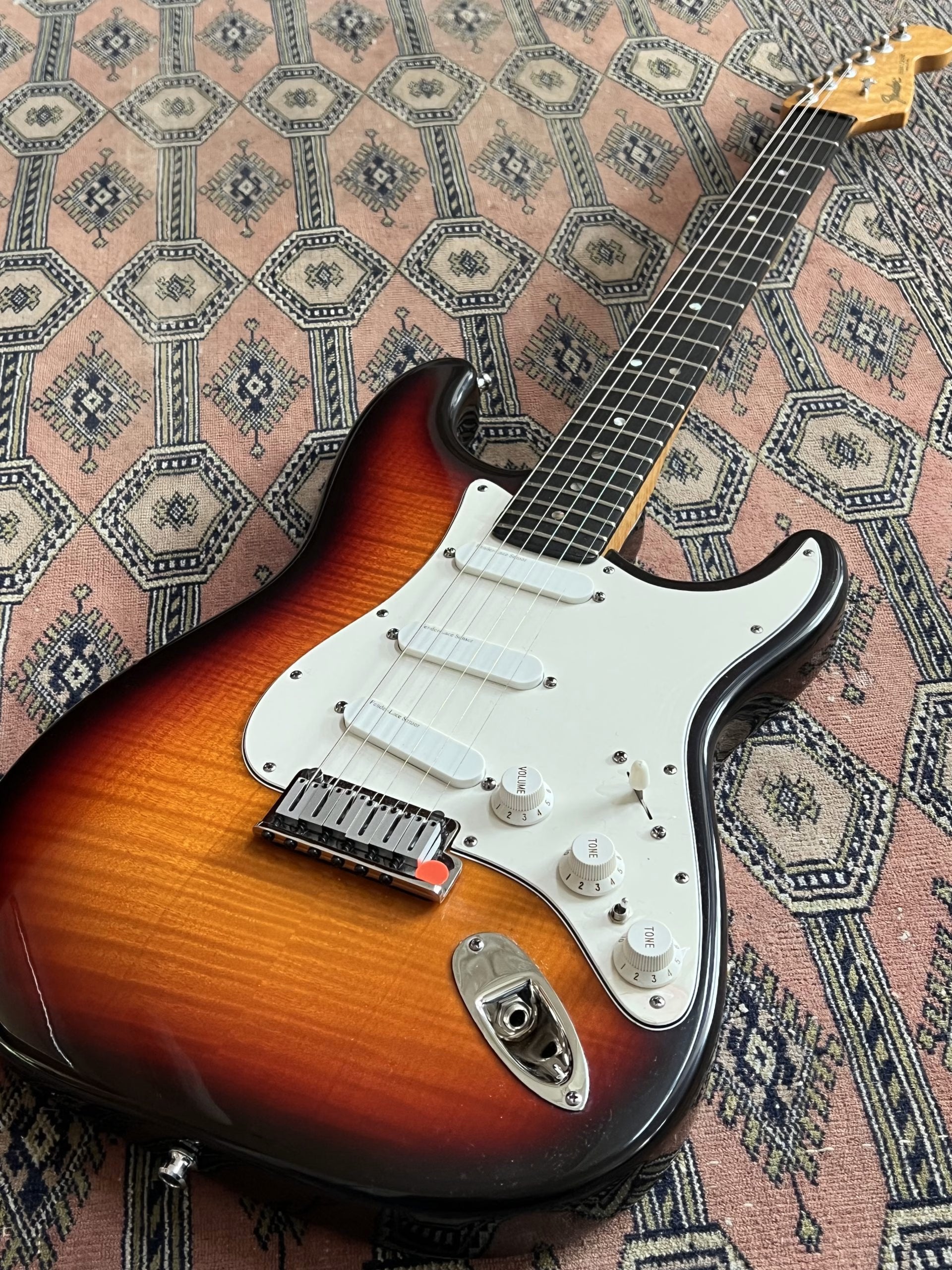 SOLD - 1990 Custom Shop Limited Edition 35th Anniversary Stratocaster Antique Sunburst