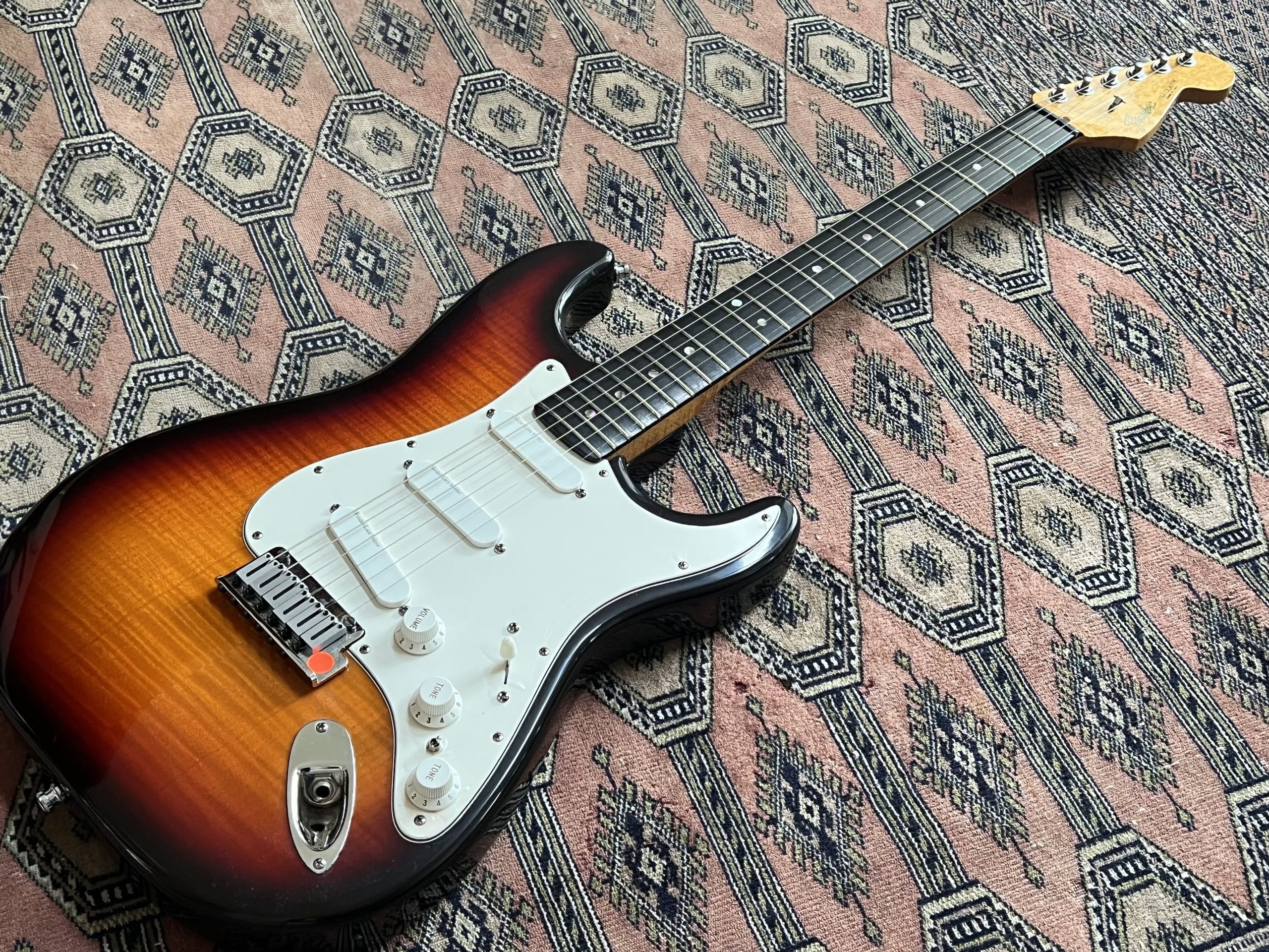 SOLD - 1990 Custom Shop Limited Edition 35th Anniversary Stratocaster Antique Sunburst