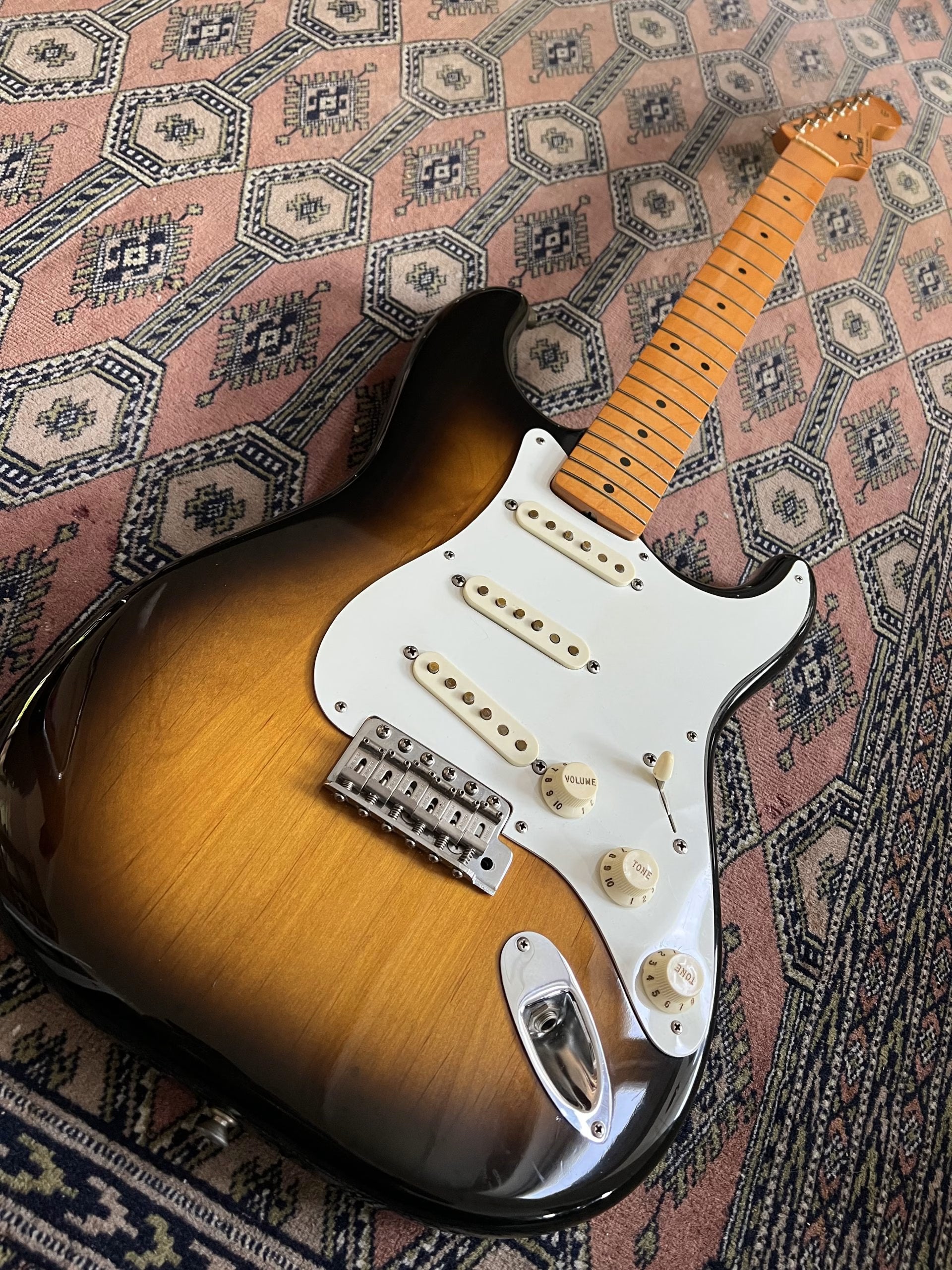 SOLD - 1982 Vintage Reissue '57 Stratocaster Sunburst - MINT!