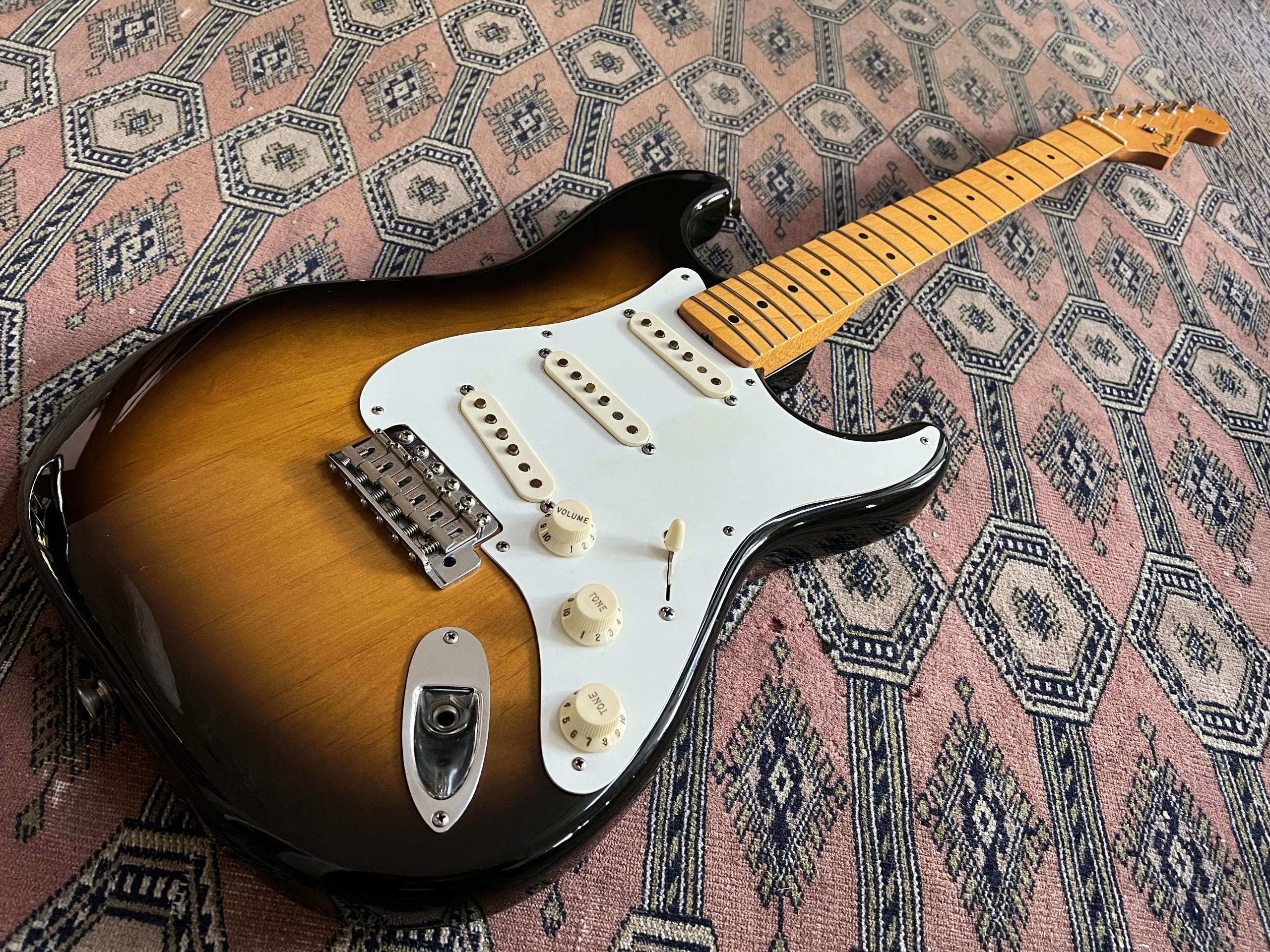 SOLD - 1982 Vintage Reissue '57 Stratocaster Sunburst - MINT!