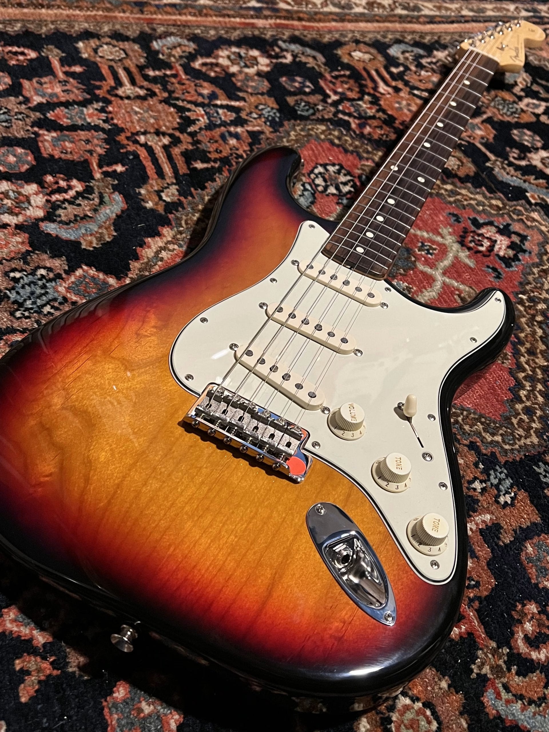 SOLD - 1992 Custom Shop 60 NOS Stratocaster Sunburst