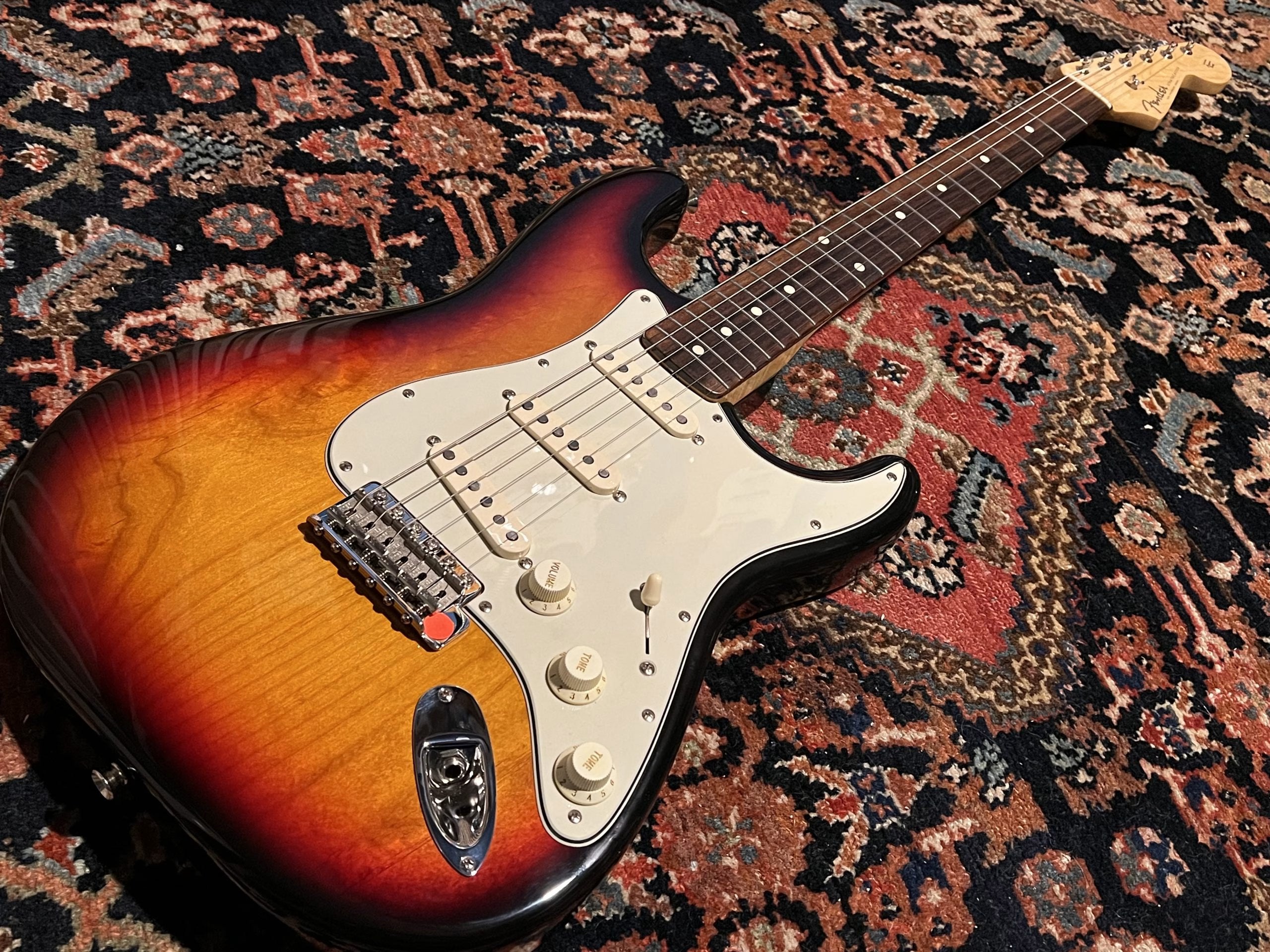 SOLD - 1992 Custom Shop 60 NOS Stratocaster Sunburst