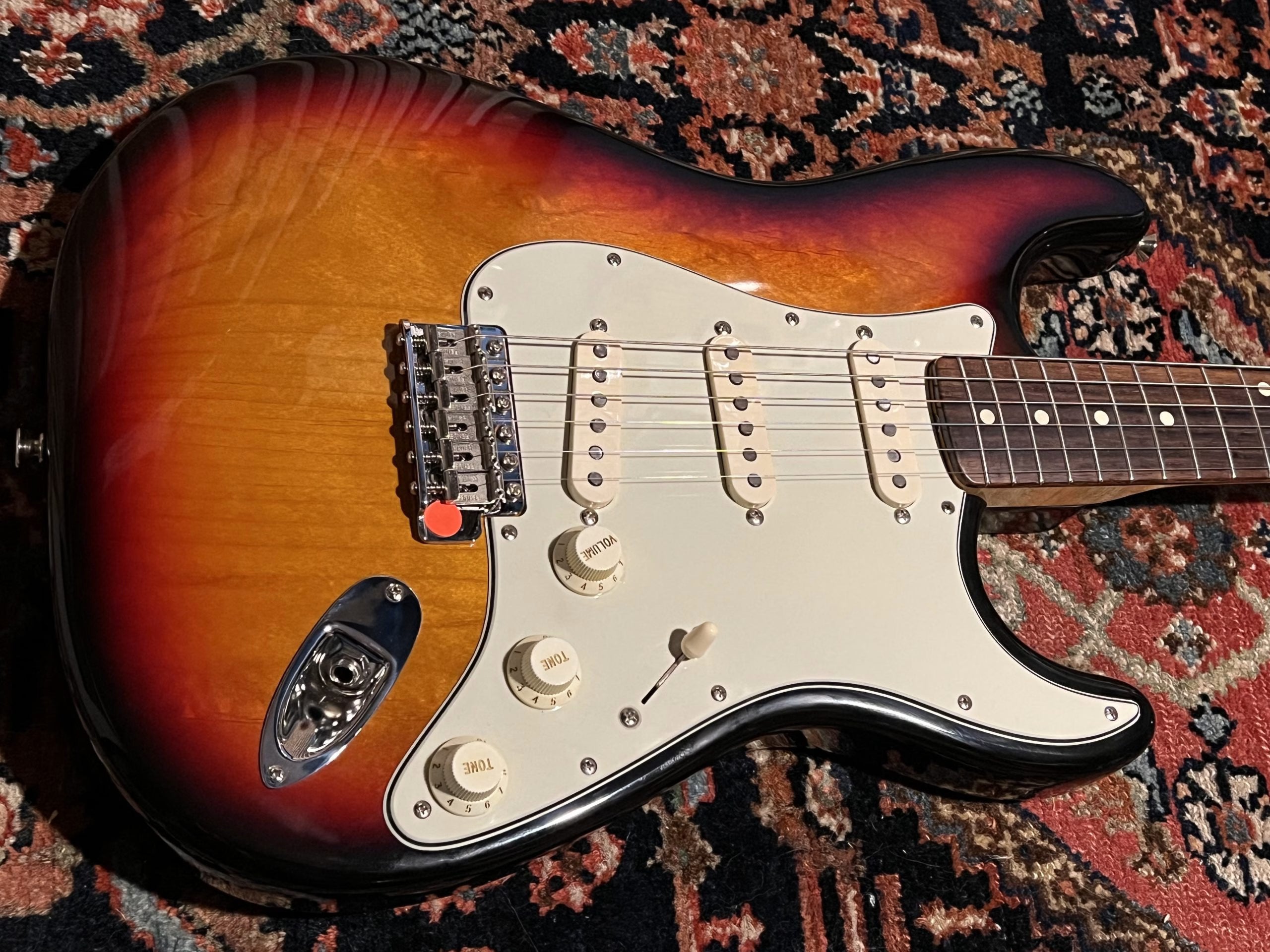 SOLD - 1992 Custom Shop 60 NOS Stratocaster Sunburst