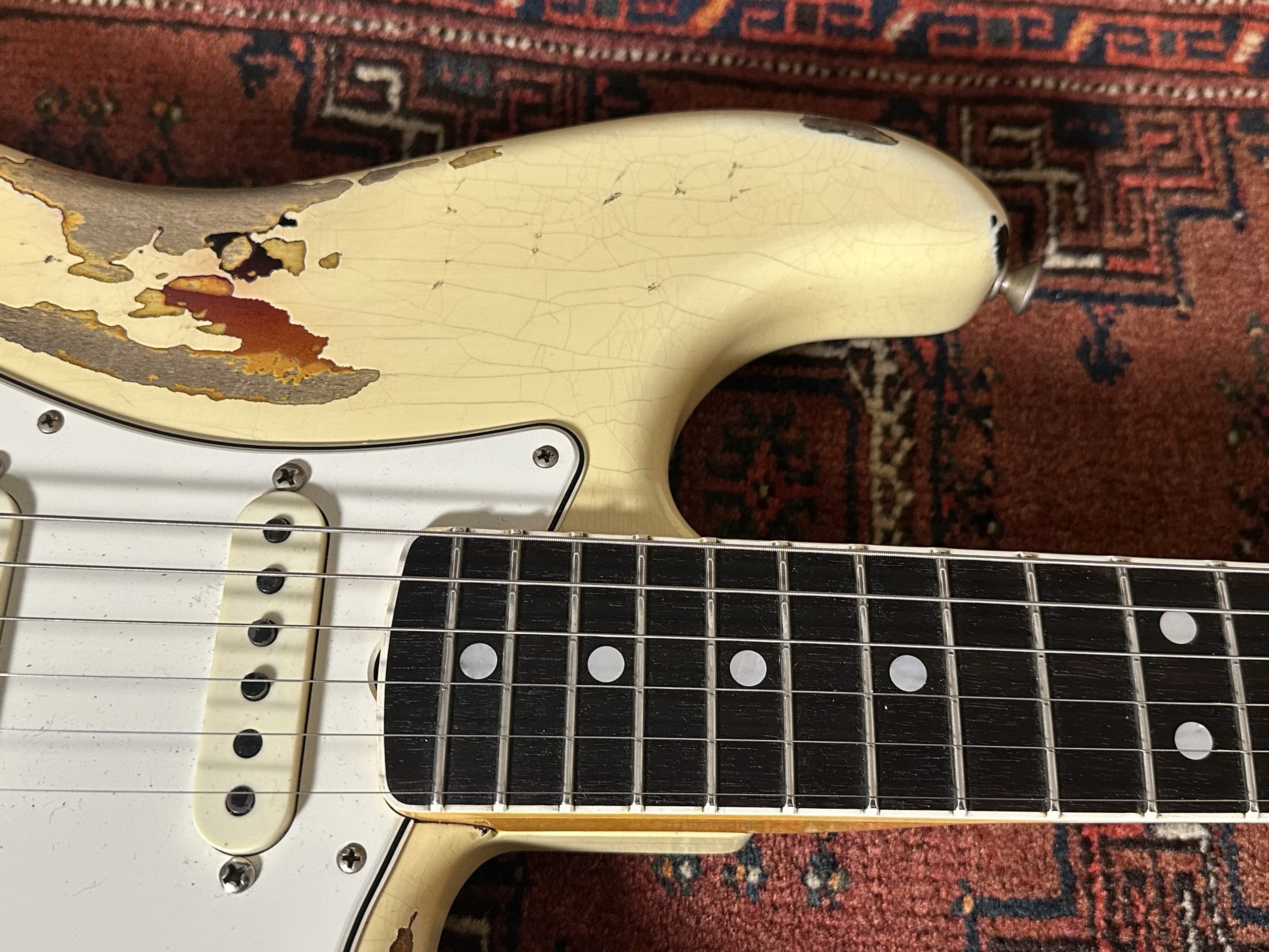 SOLD - Fender Custom Shop '67 LTD NAMM Heavy Relic Stratocaster 2019 Vintage White over Sunburst
