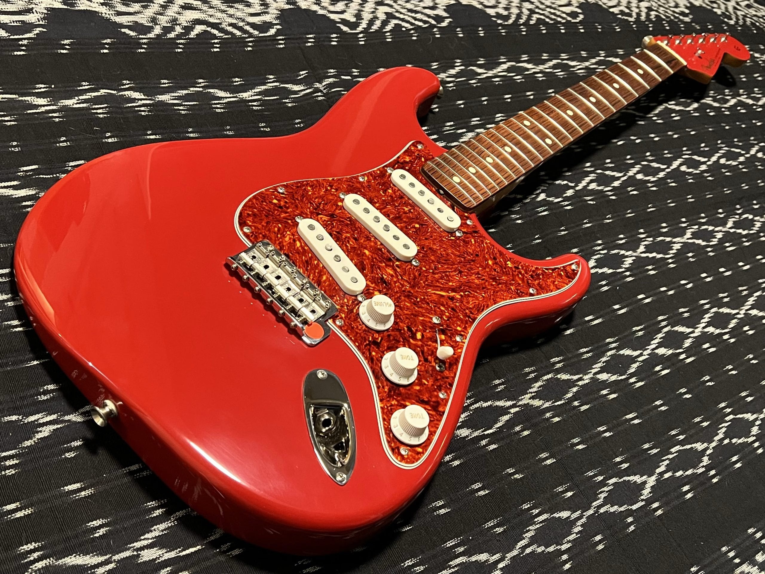SOLD - 1992 Custom Shop 62 Stratocaster Dakota Red