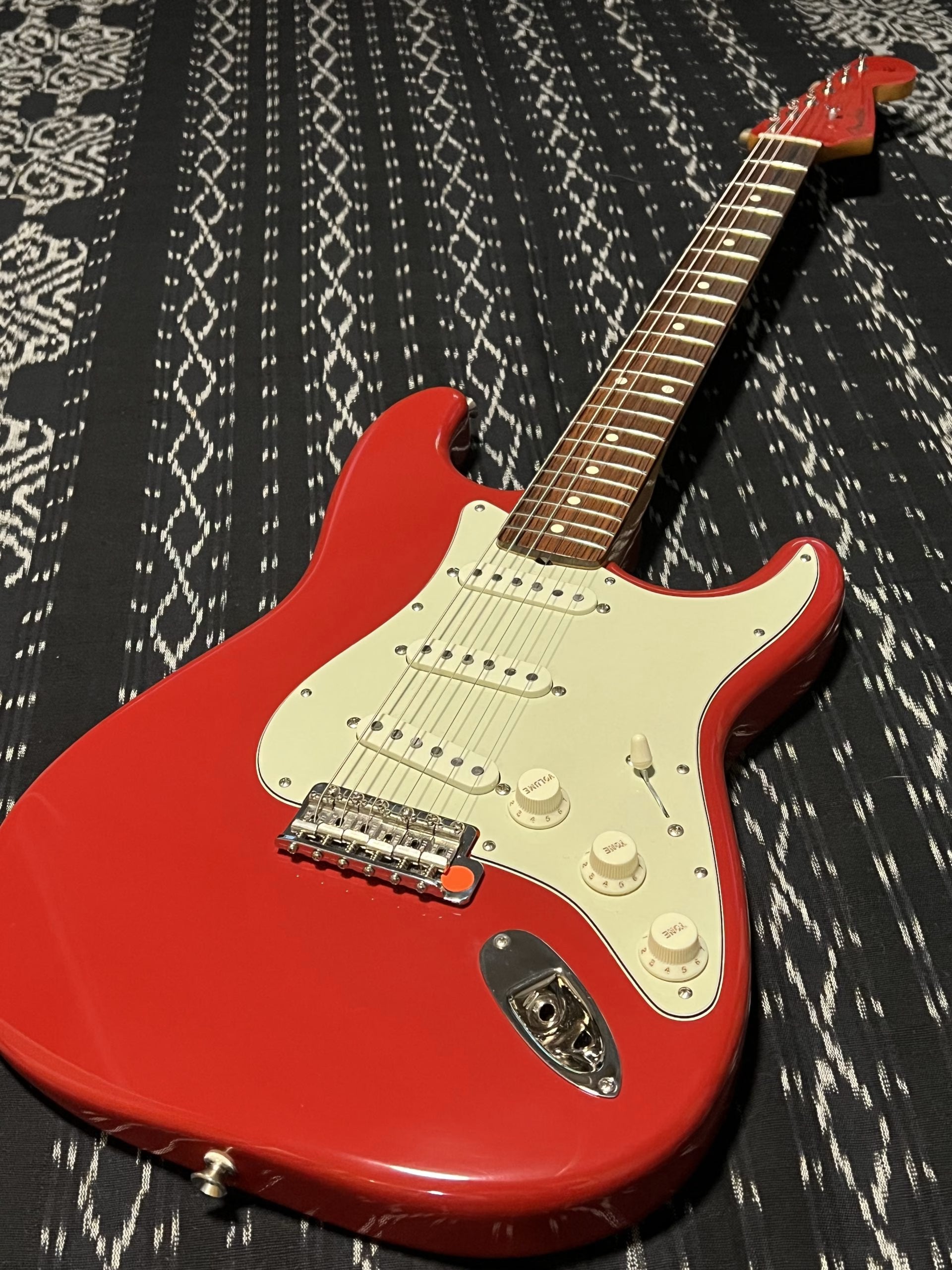 SOLD - 1992 Custom Shop 62 Stratocaster Dakota Red