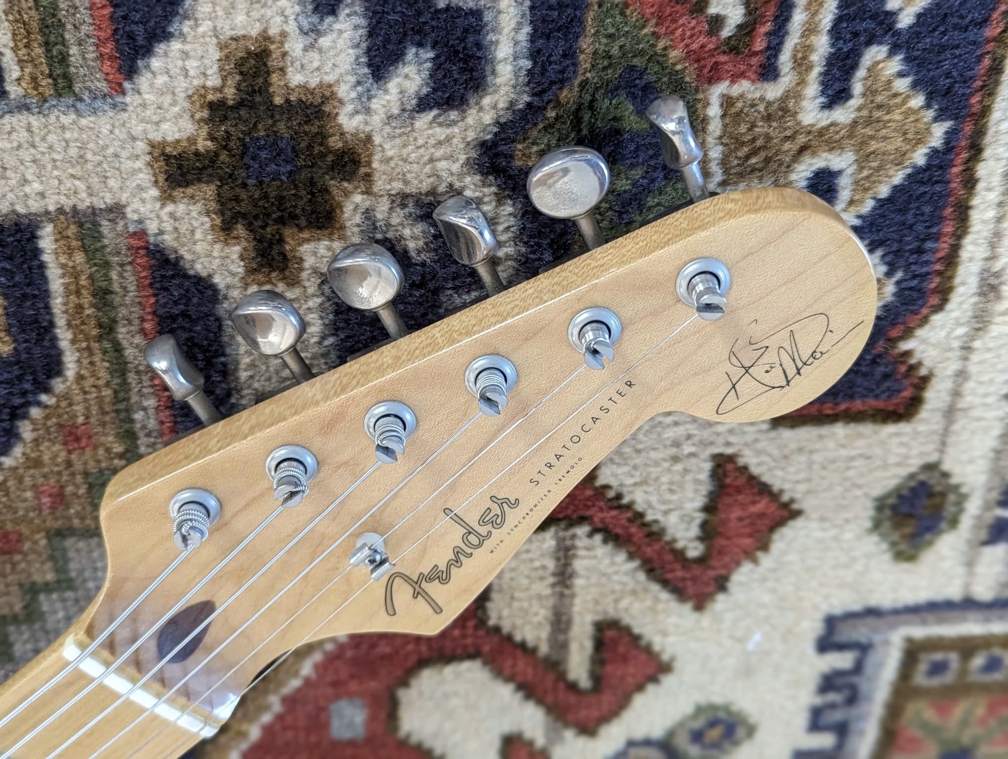 SOLD - 1996 Hank Marvin Stratocaster Japan (export) Limited Edition Series