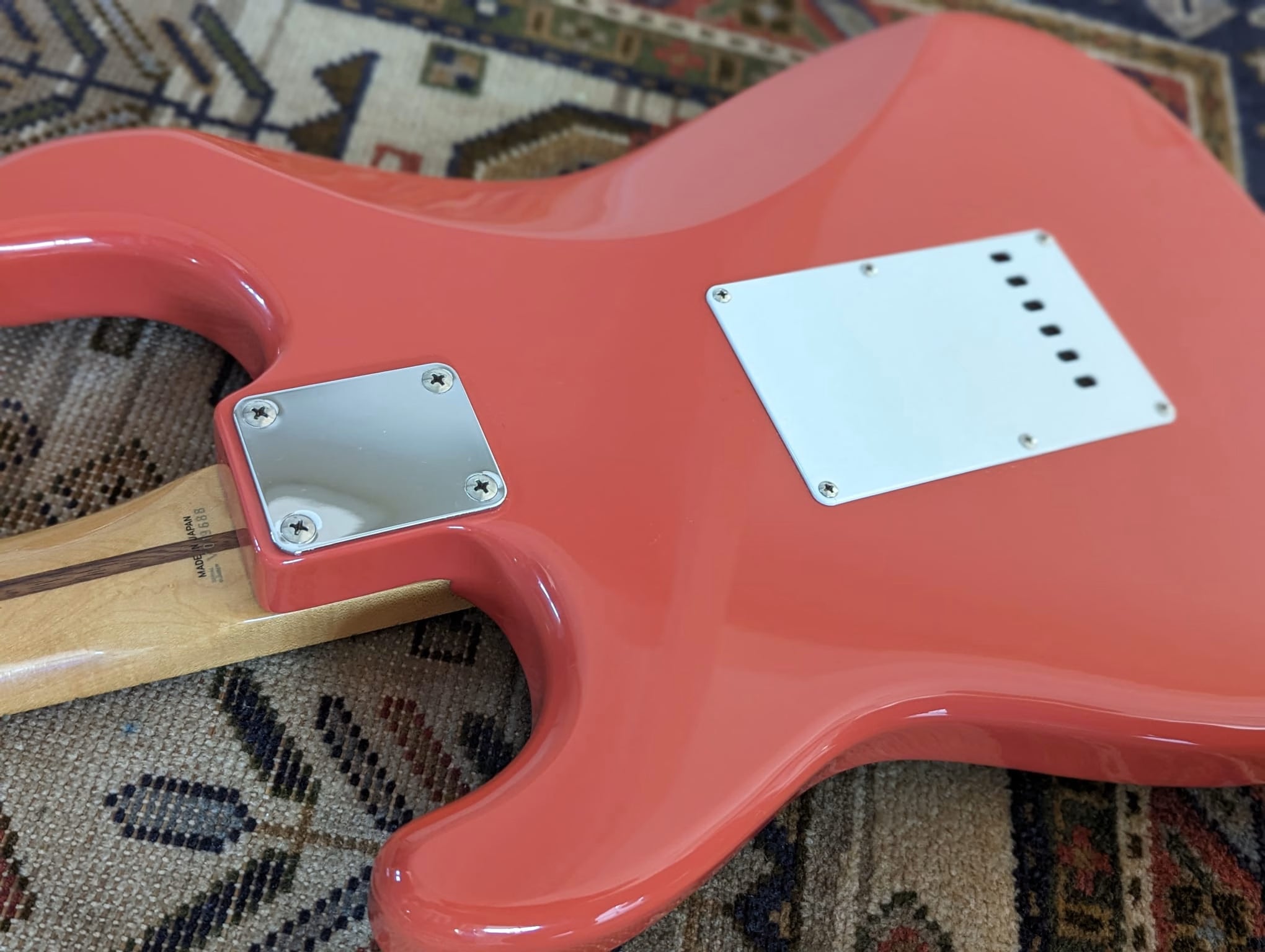 SOLD - 1996 Hank Marvin Stratocaster Japan (export) Limited Edition Series