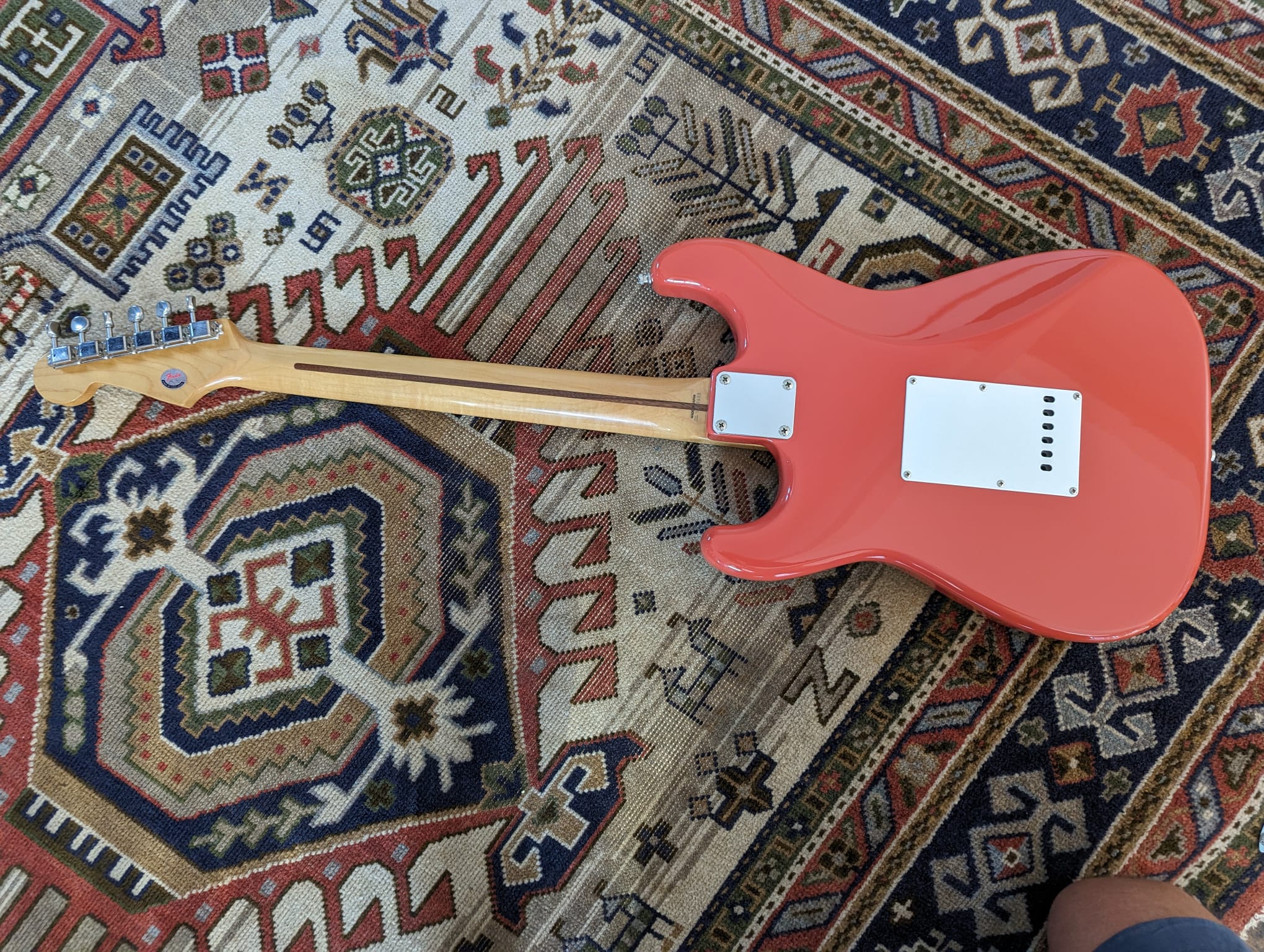 SOLD - 1996 Hank Marvin Stratocaster Japan (export) Limited Edition Series