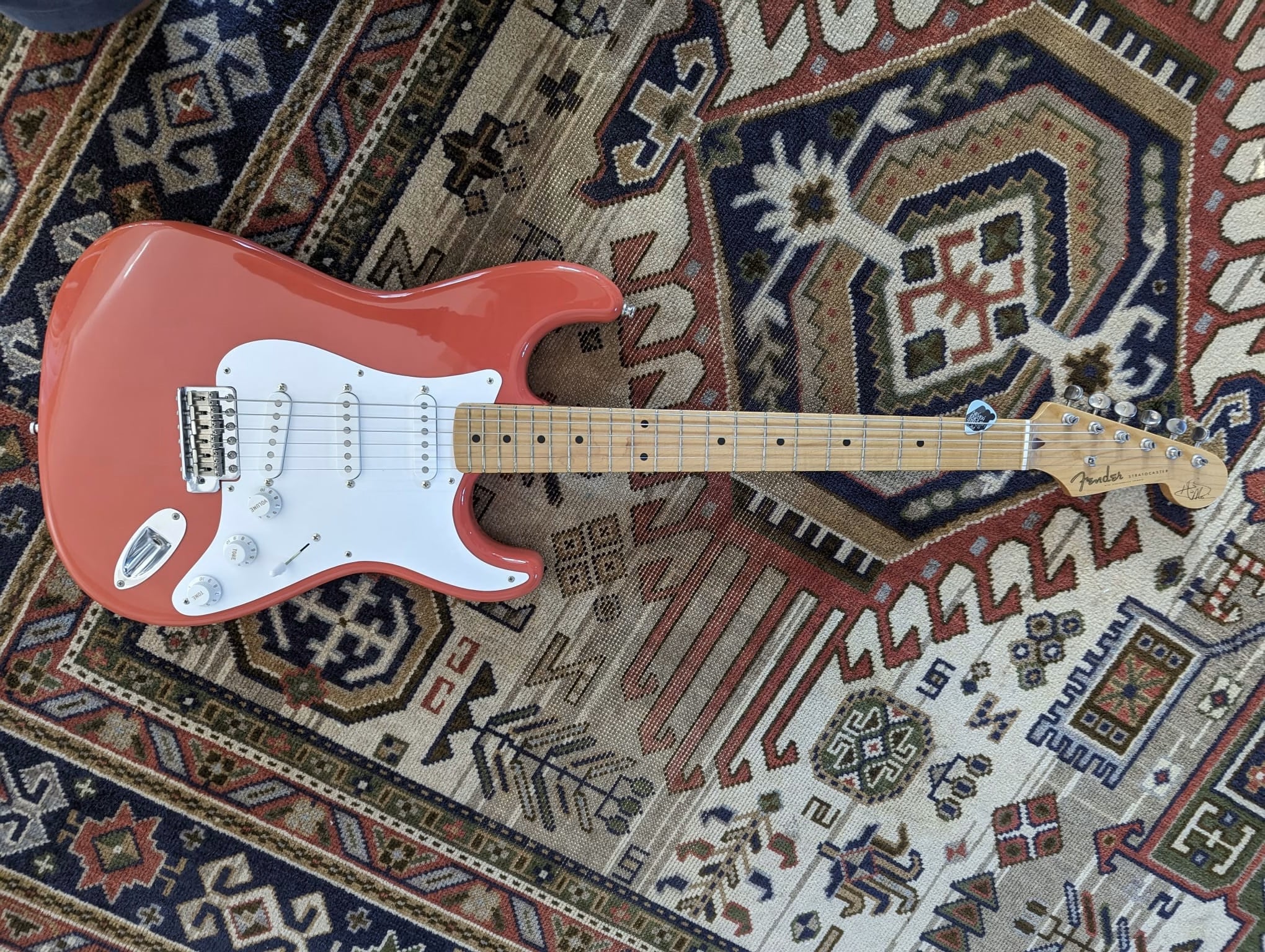 SOLD - 1996 Hank Marvin Stratocaster Japan (export) Limited Edition Series